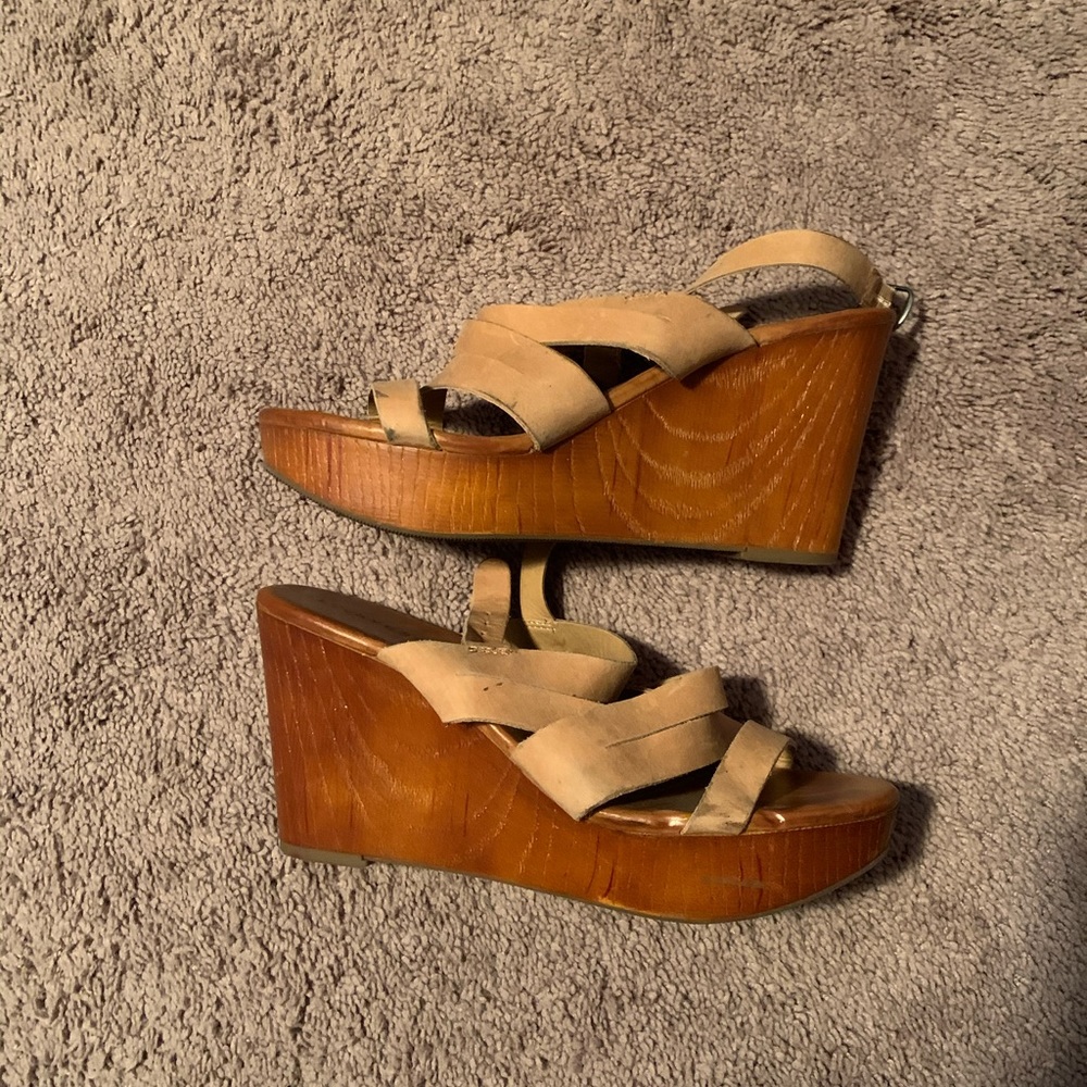 Heels - Picture 2 of 2